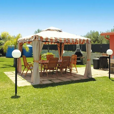With Private Pool At Siracusa Casa vacanze