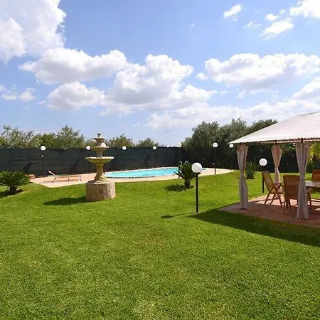 With Private Pool At Siracusa *